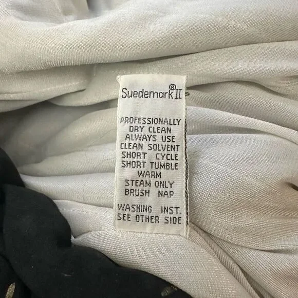 Skea Paris/Vail Vintage Womens Ski‎ Snowboard Suit, Black/Gold Belted Sz 8 - Picture 8 of 12